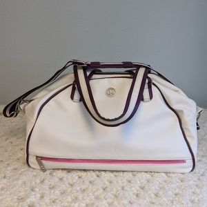 Lululemon Rare Retro Groove Bag in Angel Wing